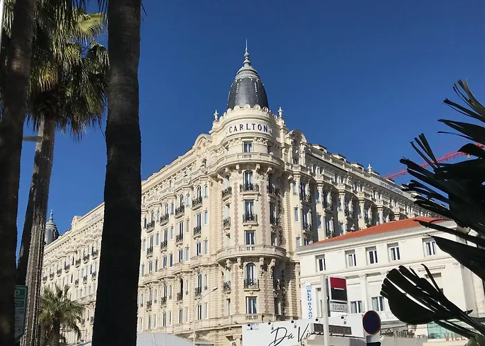 Le Nostalgique شقة كان