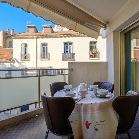 Le Nostalgique Apartman Cannes