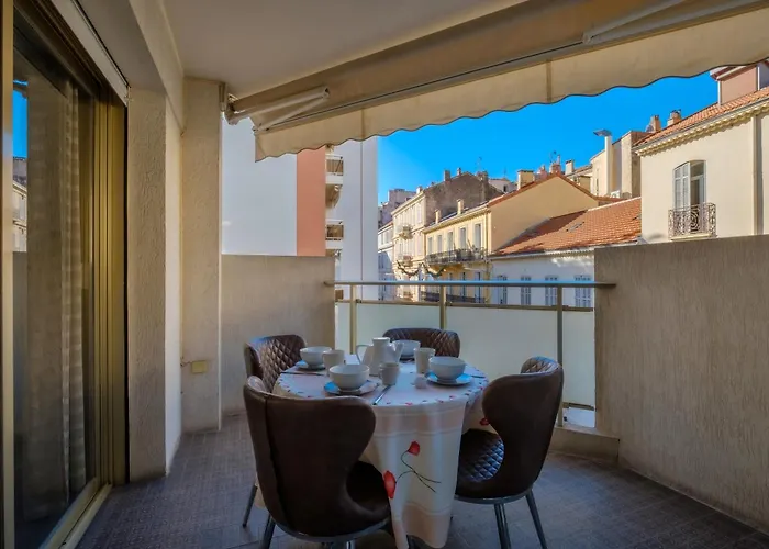 Le Nostalgique Apartmán Cannes