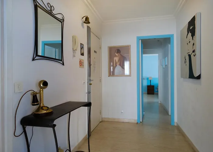 Le Nostalgique Apartment *