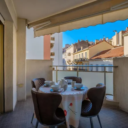 Le Nostalgique Apartman Cannes